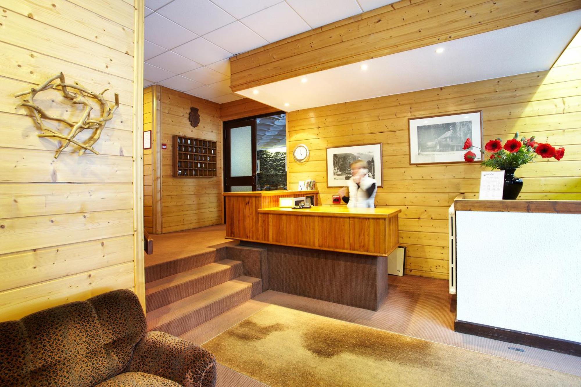 Hotel De Paris Bagnères-de-Luchon المظهر الخارجي الصورة