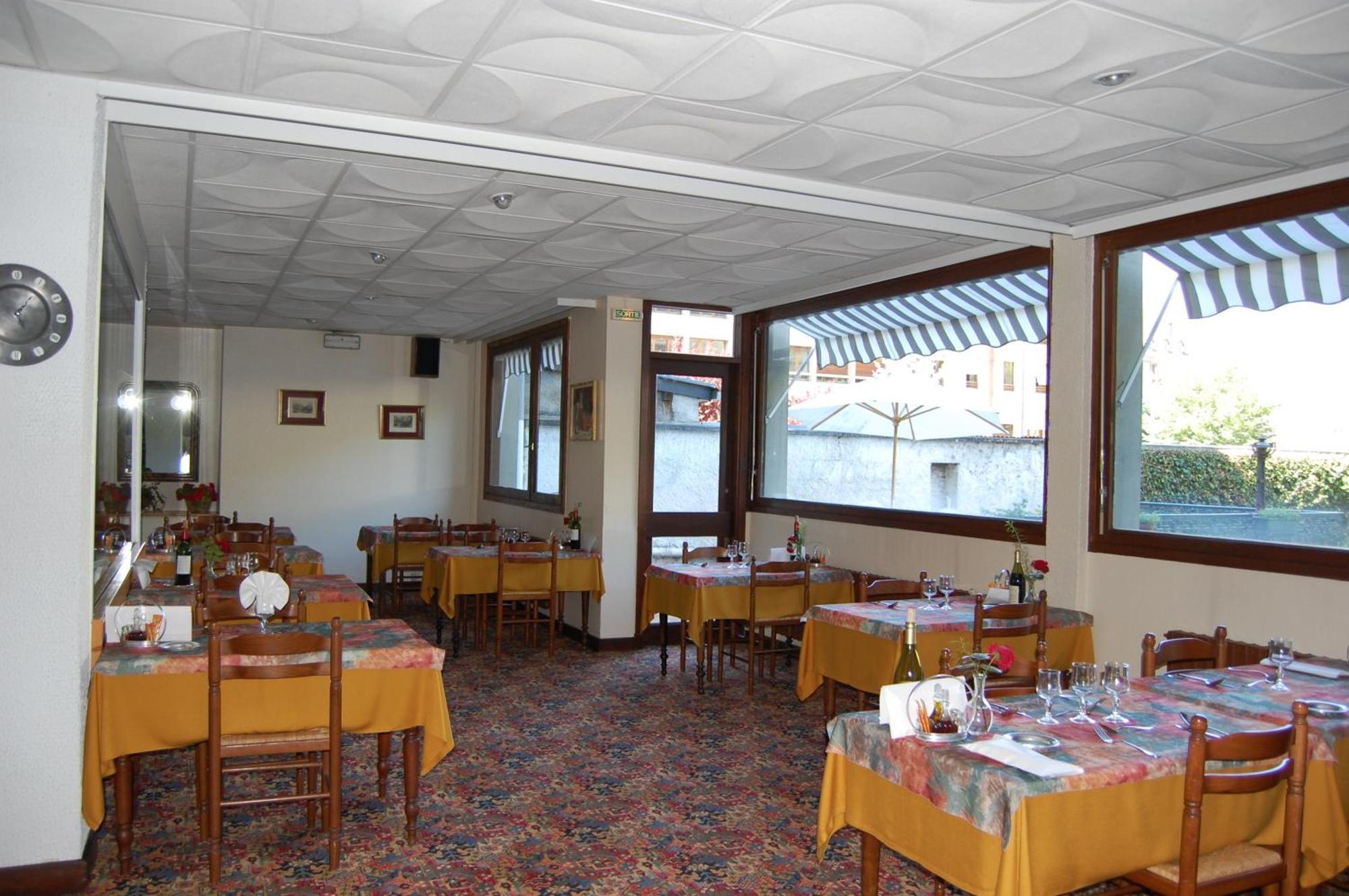 Hotel De Paris Bagnères-de-Luchon المظهر الخارجي الصورة