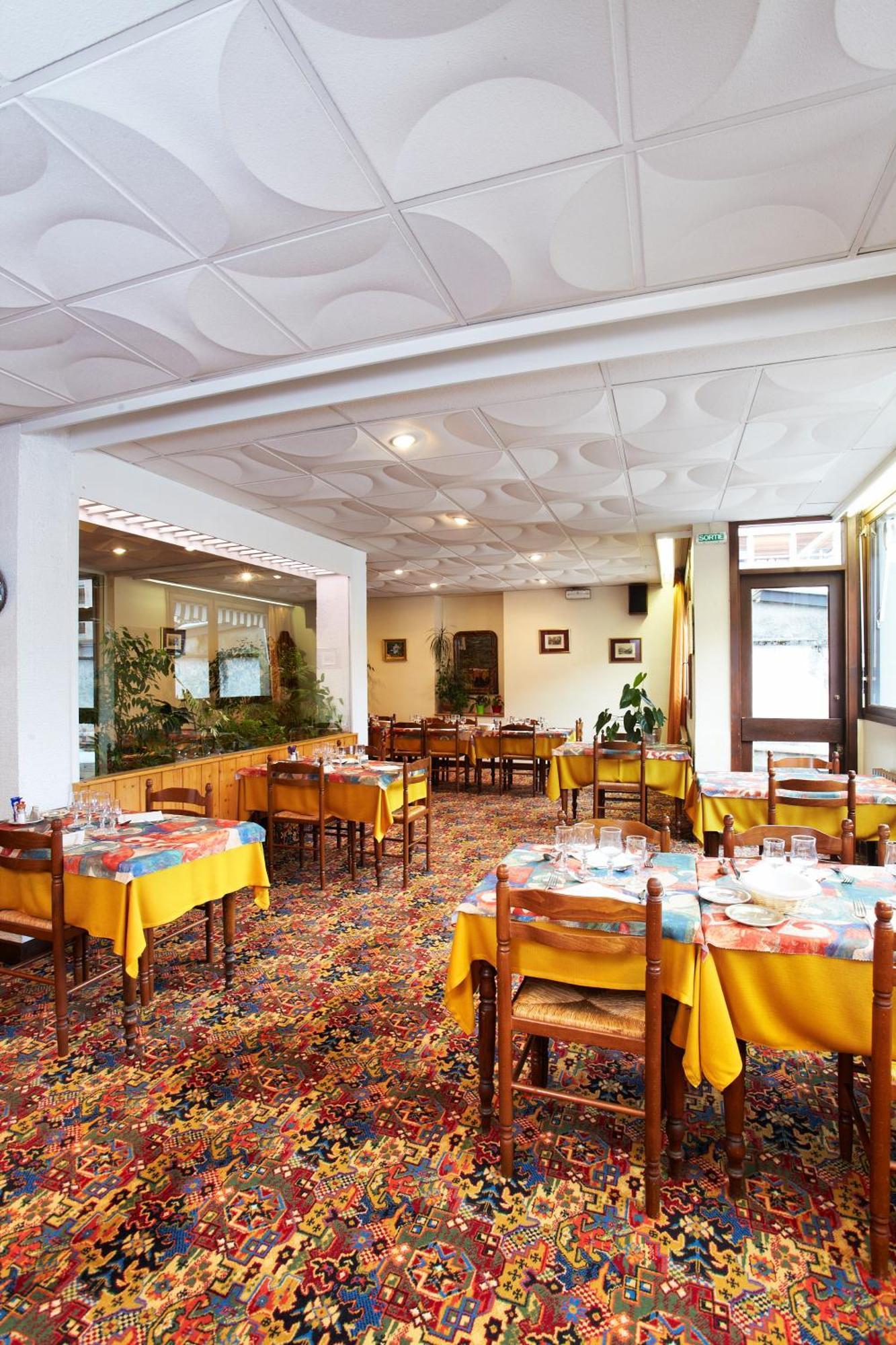 Hotel De Paris Bagnères-de-Luchon المظهر الخارجي الصورة